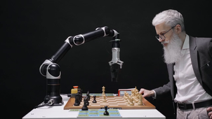 Robot joueur d'échecs