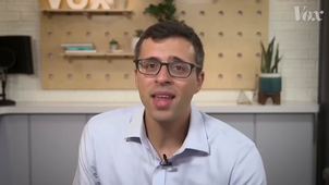 The real reason American health care is so expensive (Vox, 2018).mp4