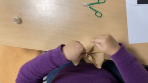 faire un noeud de Noel.mov