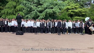 Captation du chant « La marche de la Victoire »
