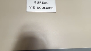 Le clochard / Il sert à rien celui-là