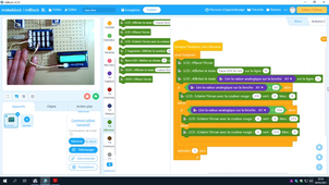 4-Mblock5 - Afficher sur LCD avec conditions sur capteur pour changer la couleur