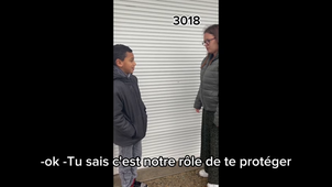 Léo défend sa camarade, il devient la cible