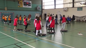 Séance de Step avec les élèves de Cm2
