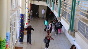 La médiation par les pairs au collège (communication NonViolente)  - #eduinov.mp4