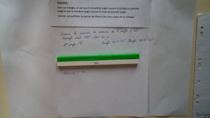 Calculer la mesure d'un angle dans un triangle en respectant une proportion.mp4