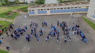 Blue Shirt Day au Collège Camille Vallaux