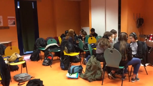 Autonomie et collaboration en classe de musique au collège avec des tablettes numériques.mp4