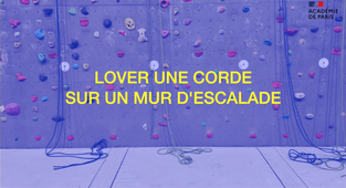 Lover une corde sur le mur