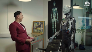 2.Meet the world's 'most advanced' humanoid robot.mp4