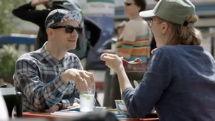 DAS LEBEN IM KAFFEEHAUS HEUTE - TEIL 2 - PARTNER B - BLAU.mp4
