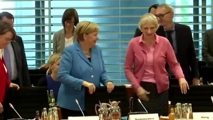 Porträt Angela Merkel_ 15 Jahre Kanzlerin.mp4